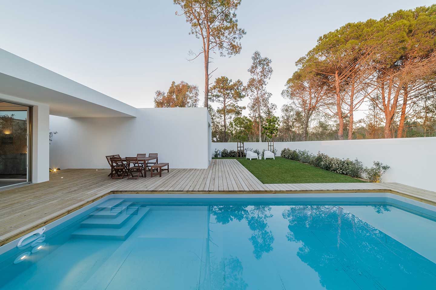 Villa Contemporánea con Piscina Privada